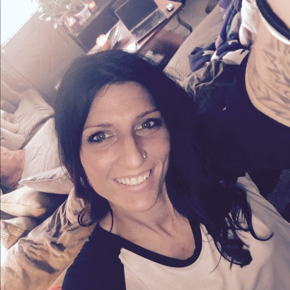 Meet your Posher, Gina